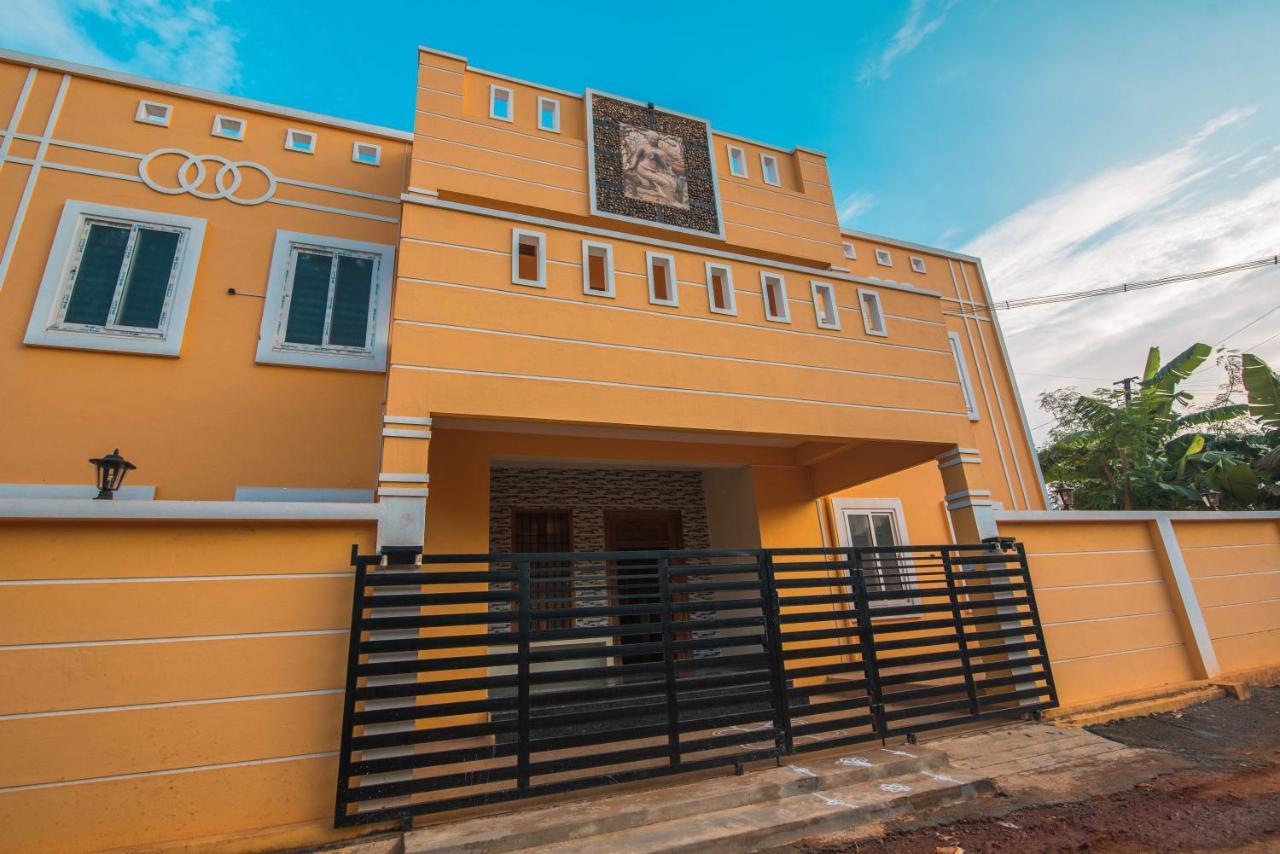 Saffron Vilva Pondicherry Exterior foto