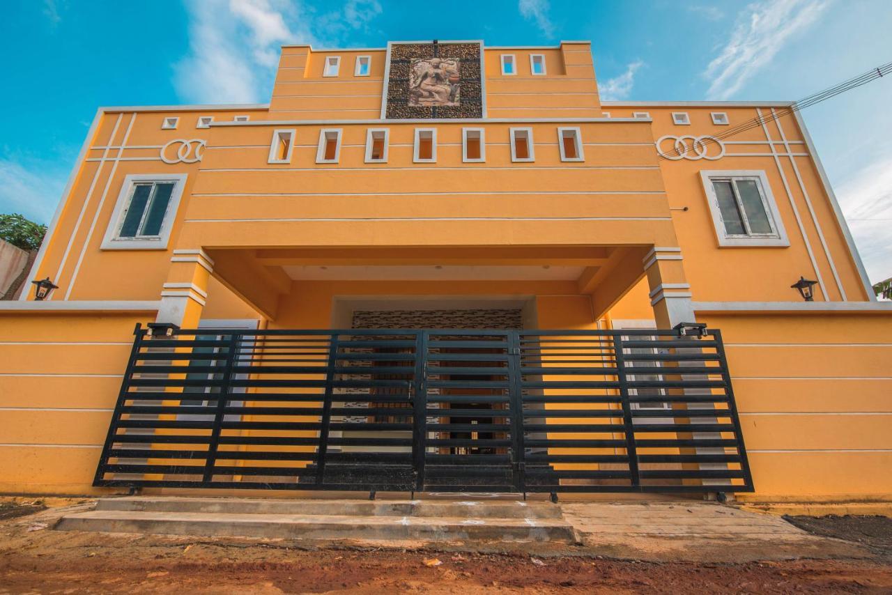 Saffron Vilva Pondicherry Exterior foto