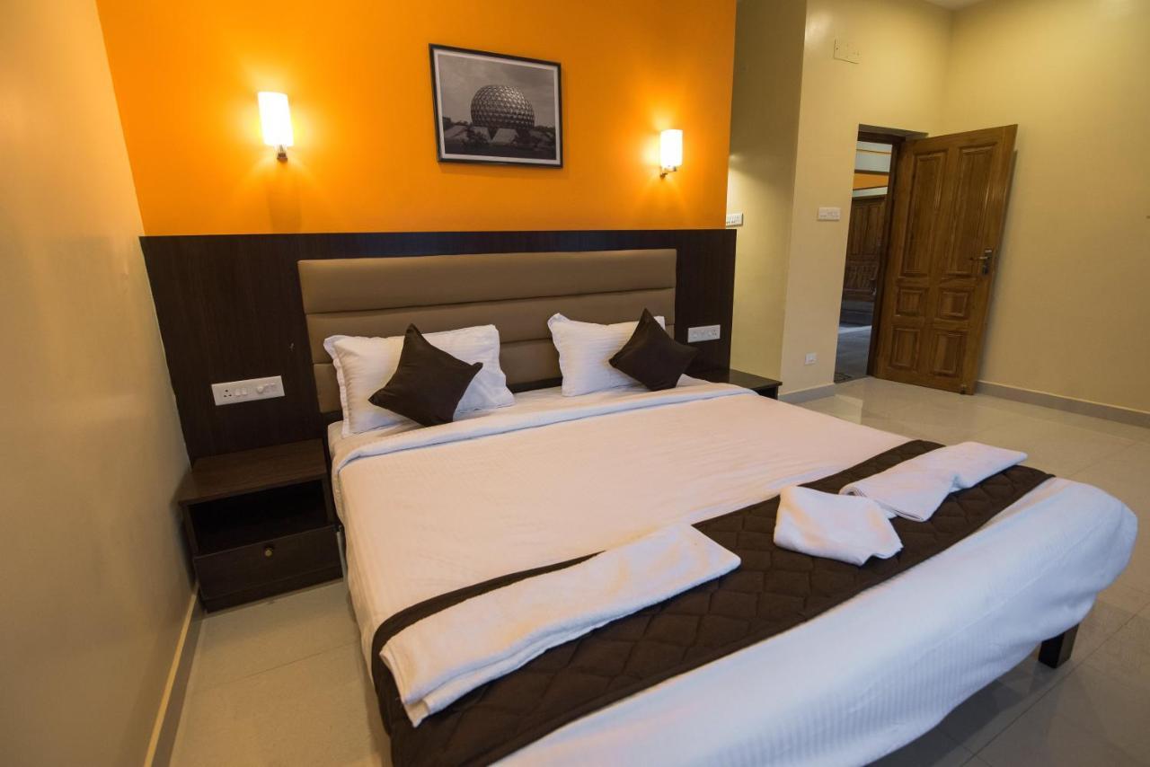 Saffron Vilva Pondicherry Exterior foto