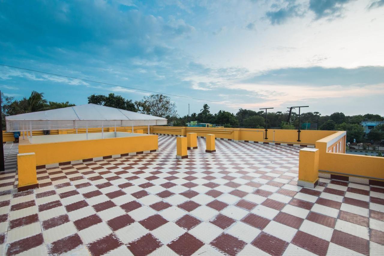 Saffron Vilva Pondicherry Exterior foto