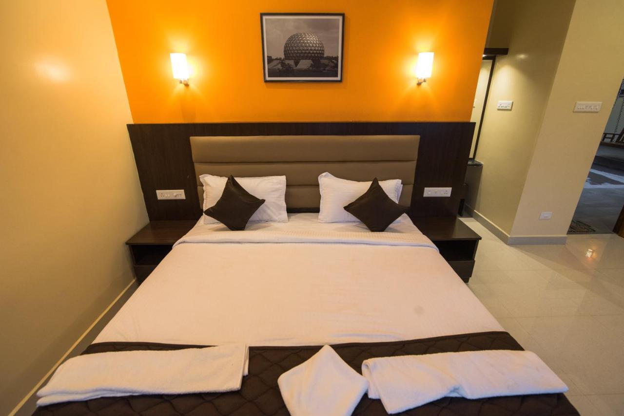 Saffron Vilva Pondicherry Exterior foto